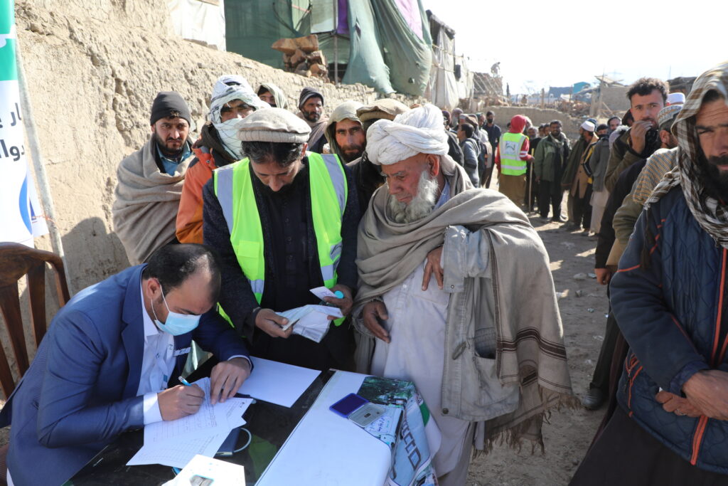 Gulbahar Foundation Winter Aid-Program Distribution firewood for 200 families to warm their family during the winter season.
